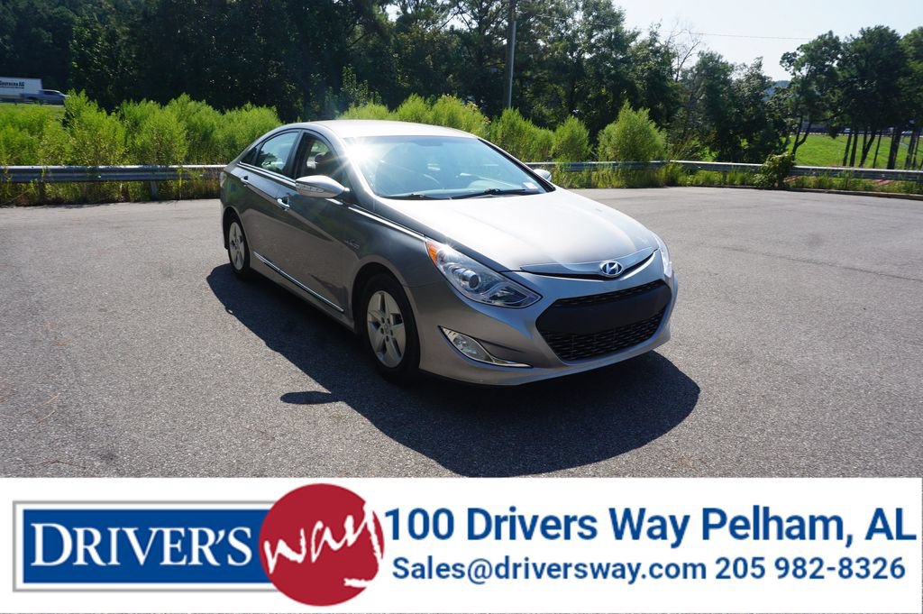 Used 2012 Hyundai Sonata Hybrid FWD image 1