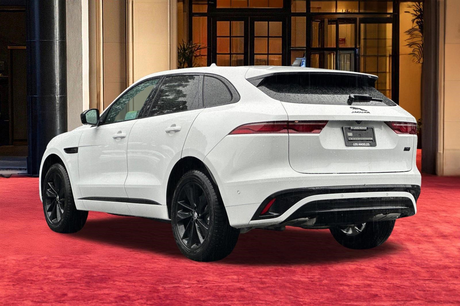 New 2026 Jaguar F-PACE R-Dynamic S image 3