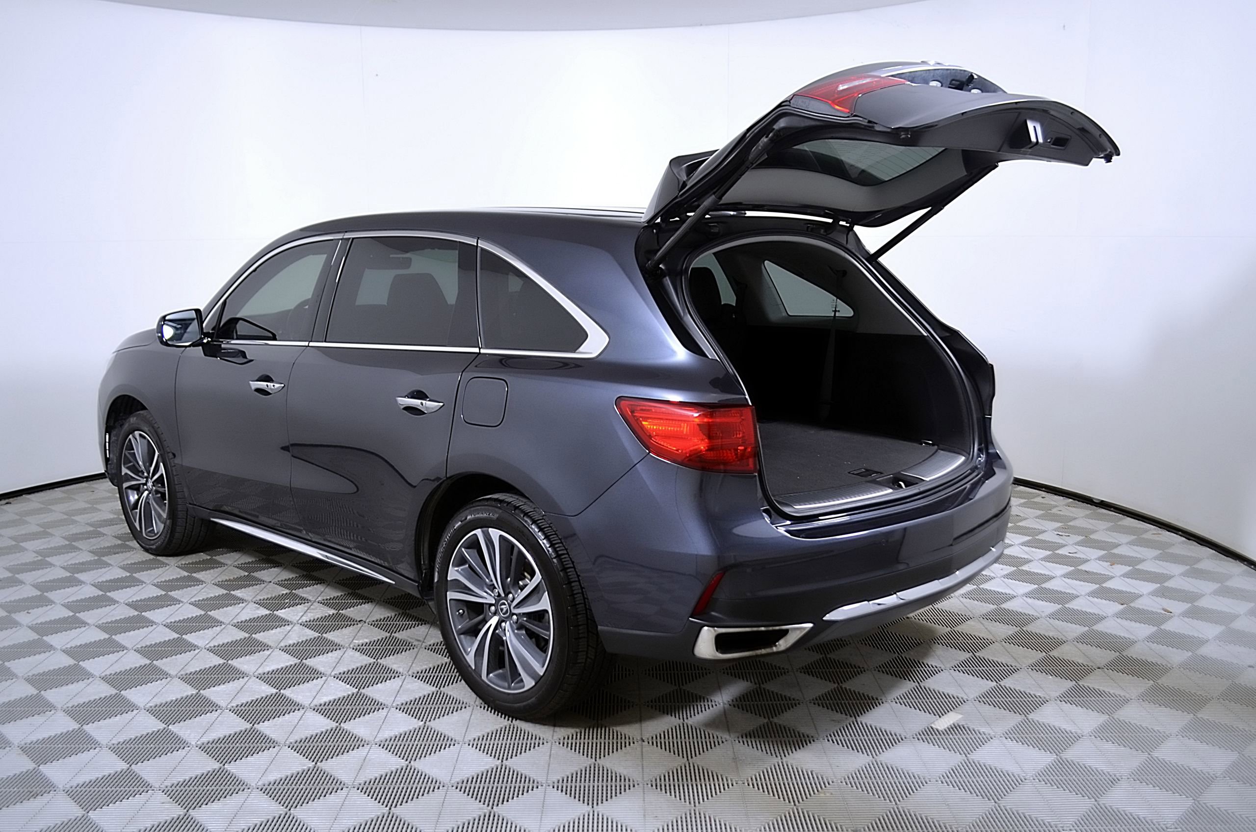 Used 2020 Acura MDX FWD w/ Technology Package image 10