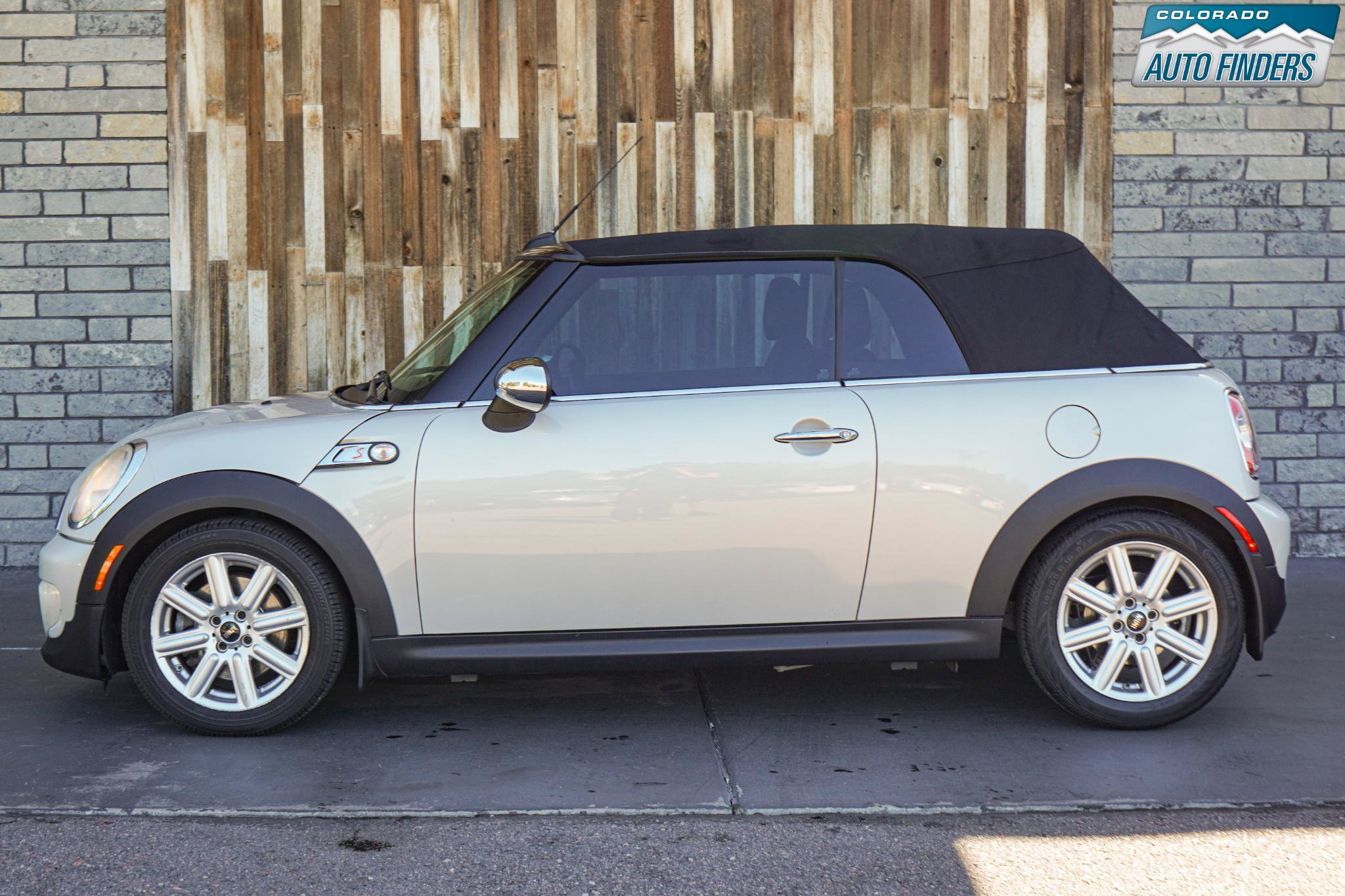 Used 2011 MINI Cooper S FWD image 5