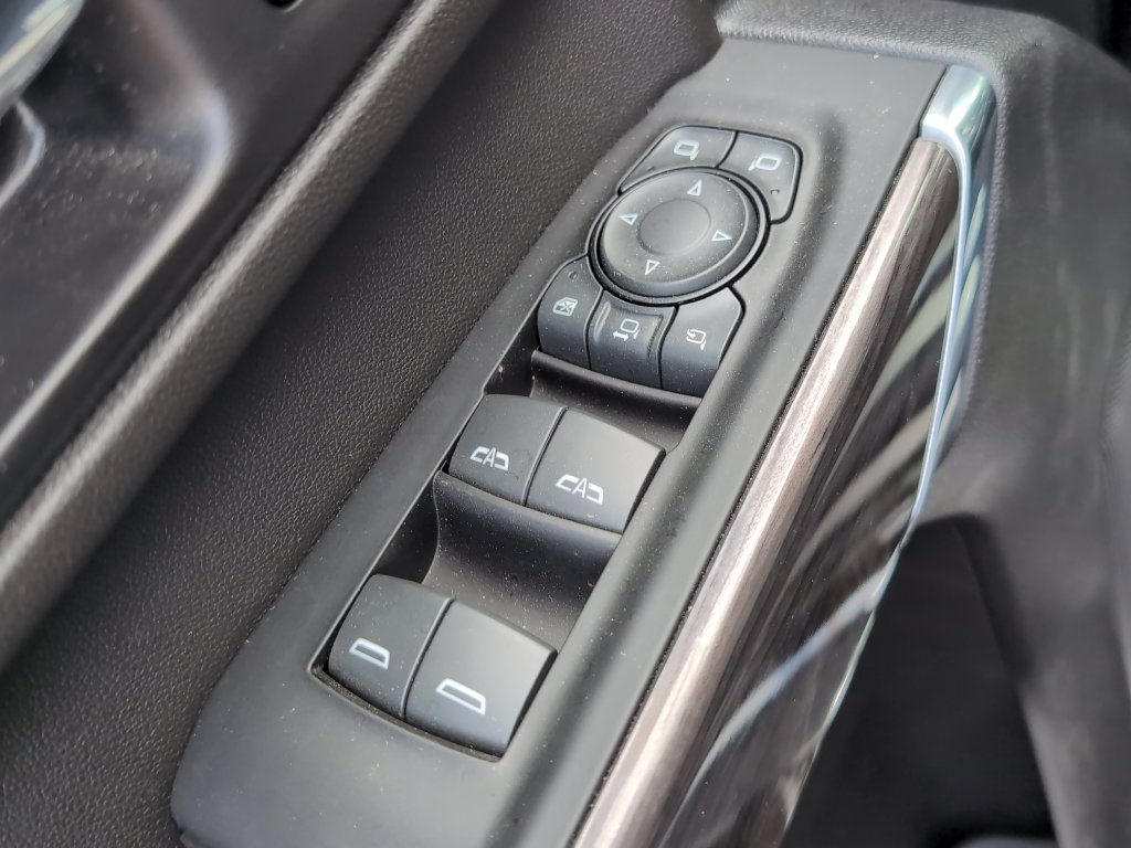 Used 2022 Chevrolet Silverado 2500 LTZ w/ Z71 Off-Road Package image 12