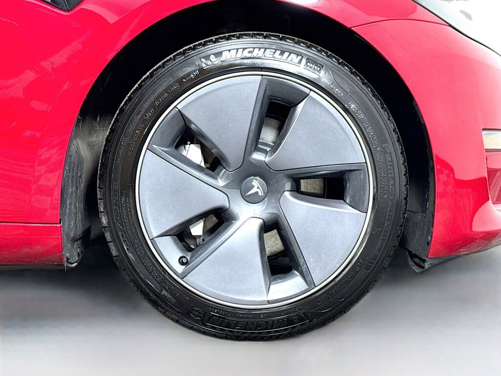 Used 2023 Tesla Model 3 Standard Range image 43