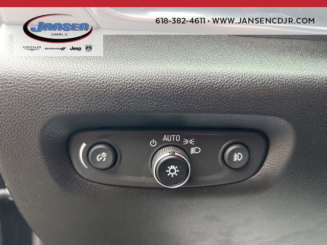 Used 2019 Chevrolet Traverse LT image 12