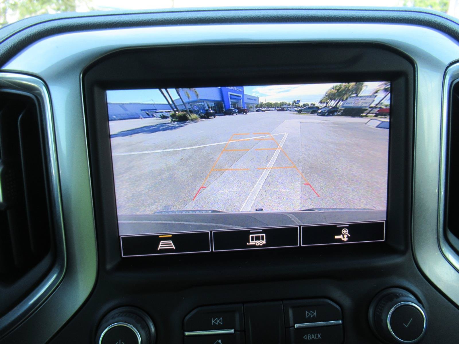 Used 2021 Chevrolet Silverado 1500 LTZ AWD/4WD image 30