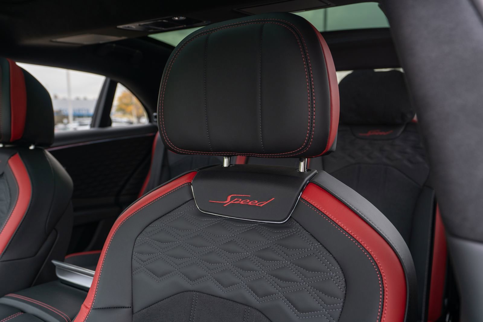 New 2025 Bentley Flying Spur Plug-In Hybrid image 25