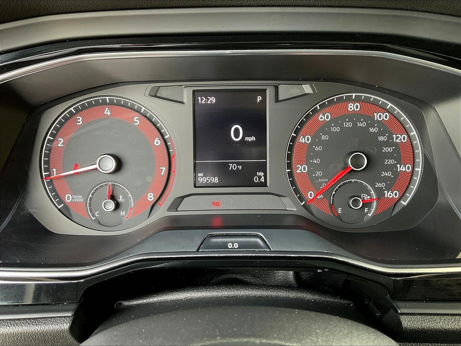 Used 2019 Volkswagen Jetta SE w/ Cold Weather Package FWD image 13