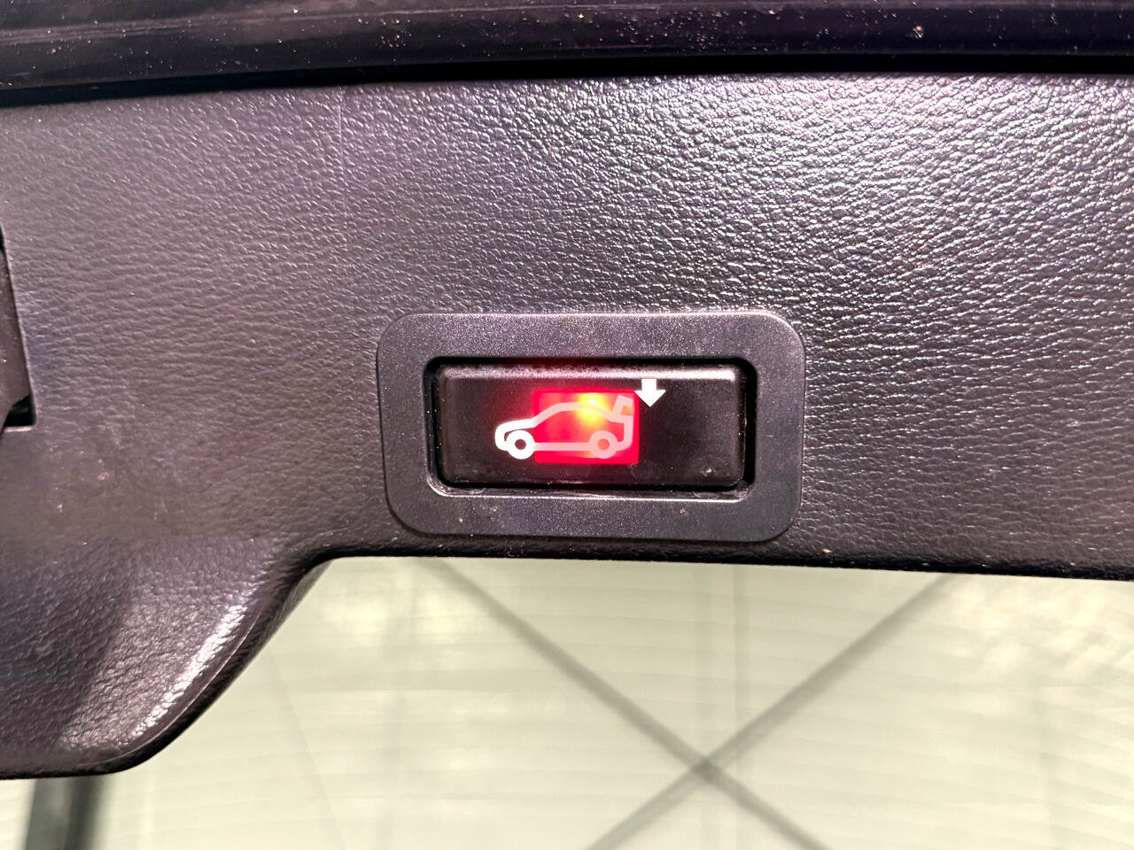 Used 2013 BMW X6 xDrive50i image 37