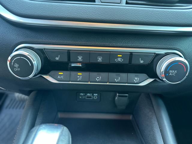 Used 2020 Nissan Altima 2.5 SR w/ Premium Package image 19