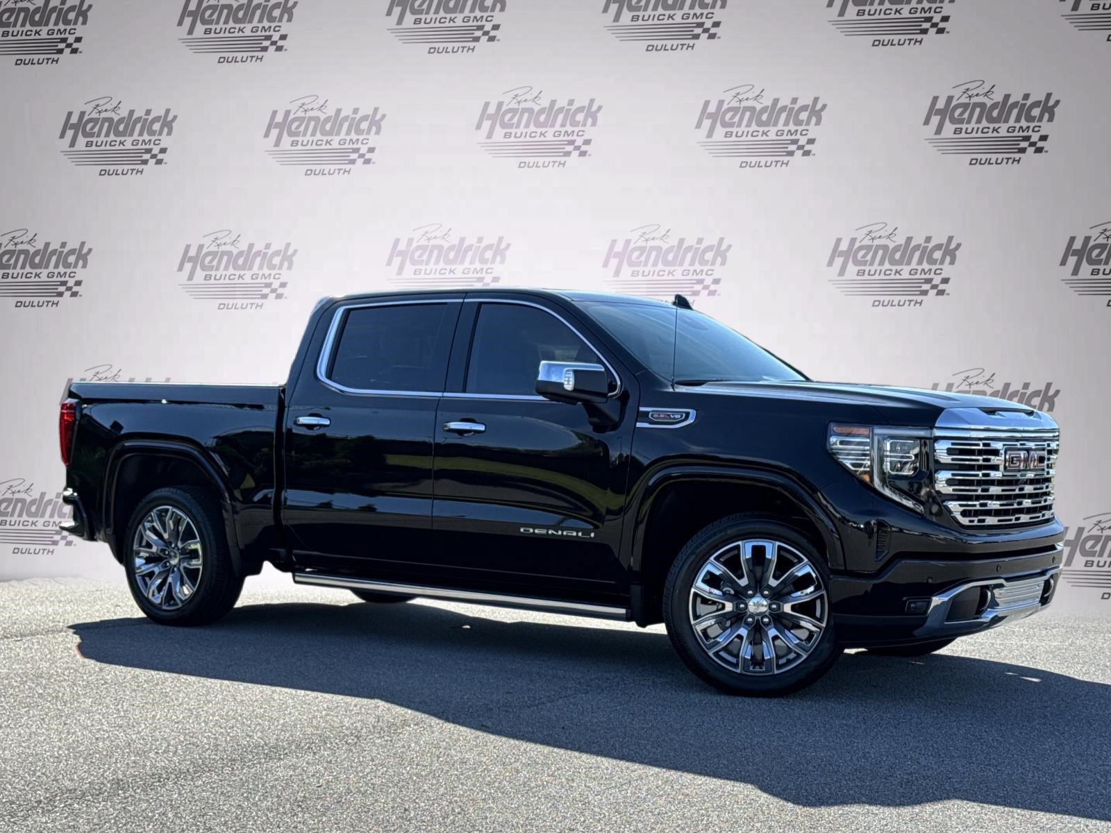 New 2026 GMC Sierra 1500 Denali w/ Denali Reserve Package AWD/4WD image 2