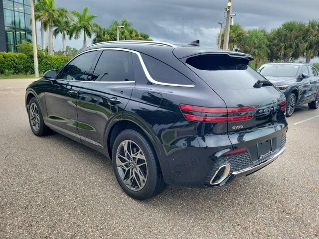 Used 2022 Genesis GV70 2.5T w/ Advanced Package AWD/4WD image 5