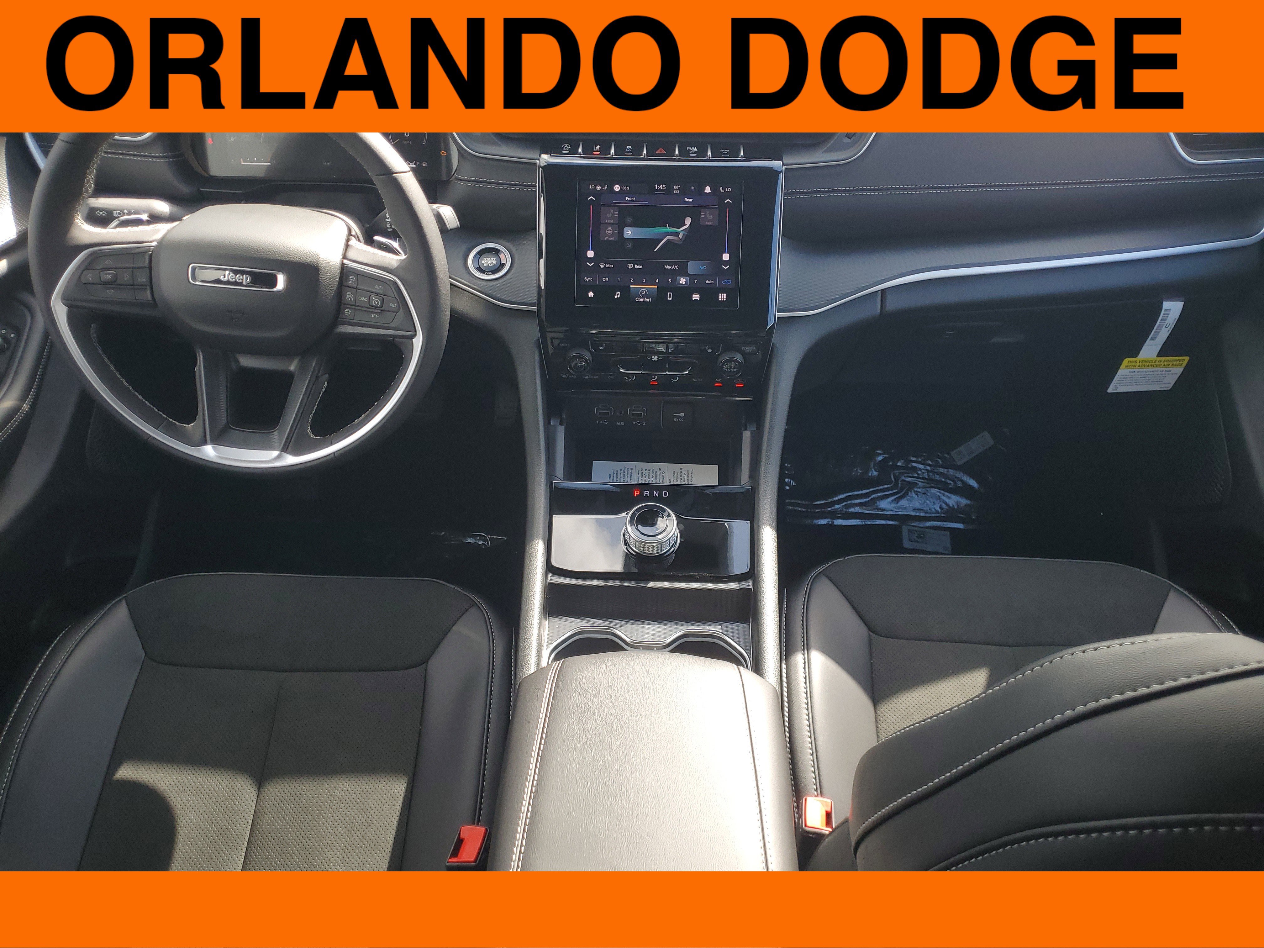 New 2025 Jeep Grand Cherokee L Altitude image 12