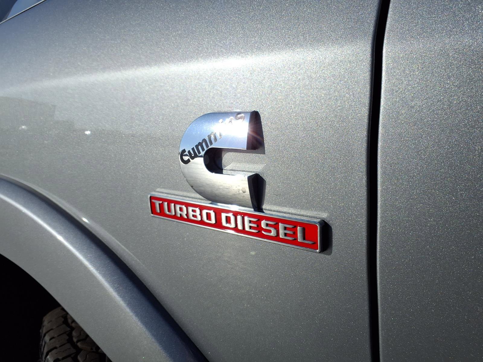 Used 2023 RAM 3500 Limited AWD/4WD image 3