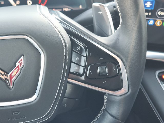 Used 2021 Chevrolet Corvette Stingray Premium Cpe w/ Z51 Performance Package RWD image 32