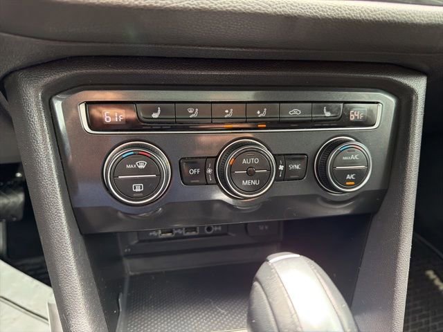 Used 2018 Volkswagen Tiguan SE w/ Panoramic Sunroof Package AWD/4WD image 22