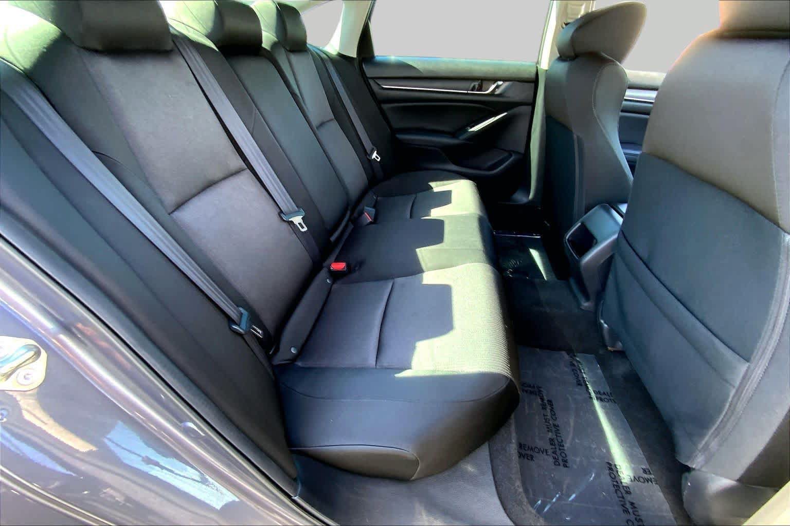 Used 2018 Honda Accord LX image 19