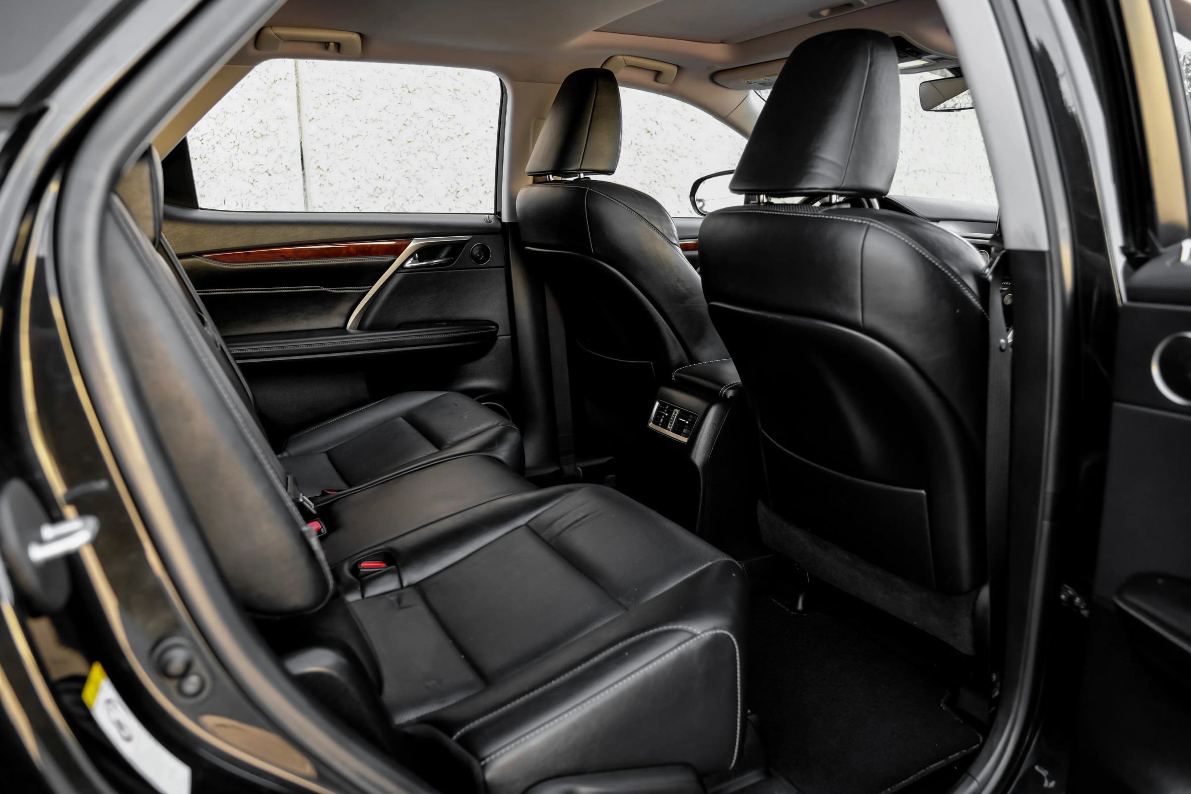 Used 2018 Lexus RX 350L AWD image 37