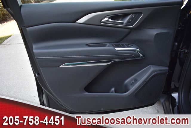 New 2026 Chevrolet Traverse LT w/ Driver Confidence Package FWD image 14