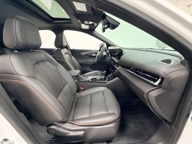 Used 2024 Buick Envista Avenir FWD image 28