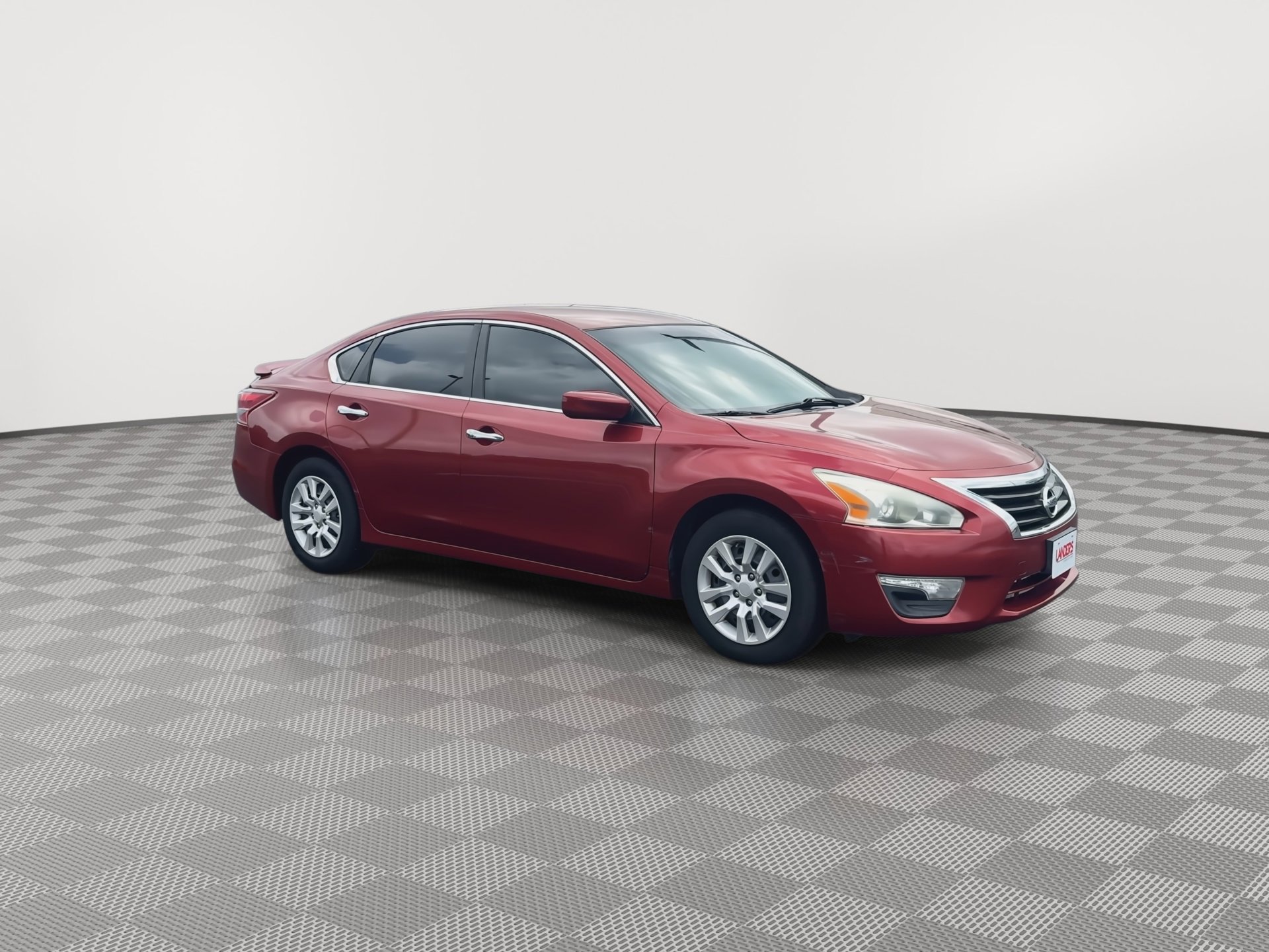 Used 2013 Nissan Altima 2.5 S FWD image 2