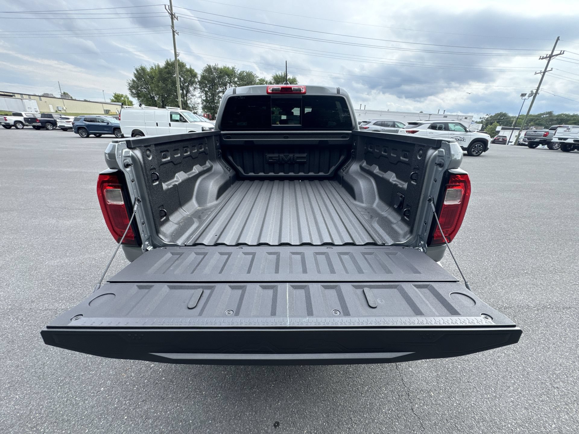New 2026 GMC Canyon AT4 w/ Technology Plus Package AWD/4WD image 21