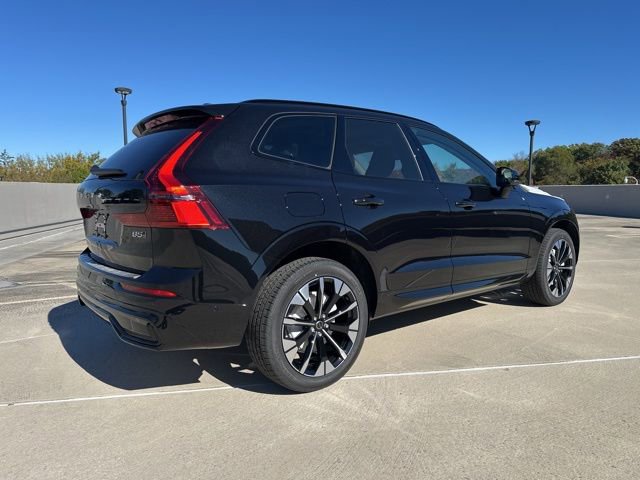 New 2026 Volvo XC60 B5 Plus w/ Protection Package Premier image 7