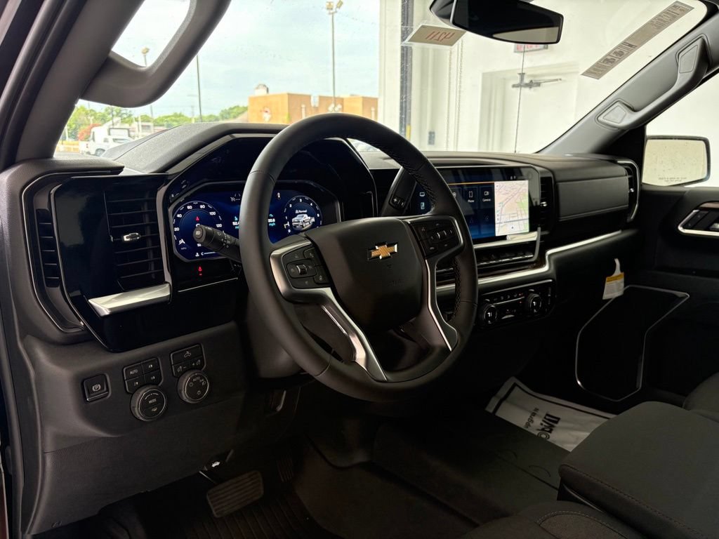 New 2026 Chevrolet Silverado 1500 LT AWD/4WD image 2