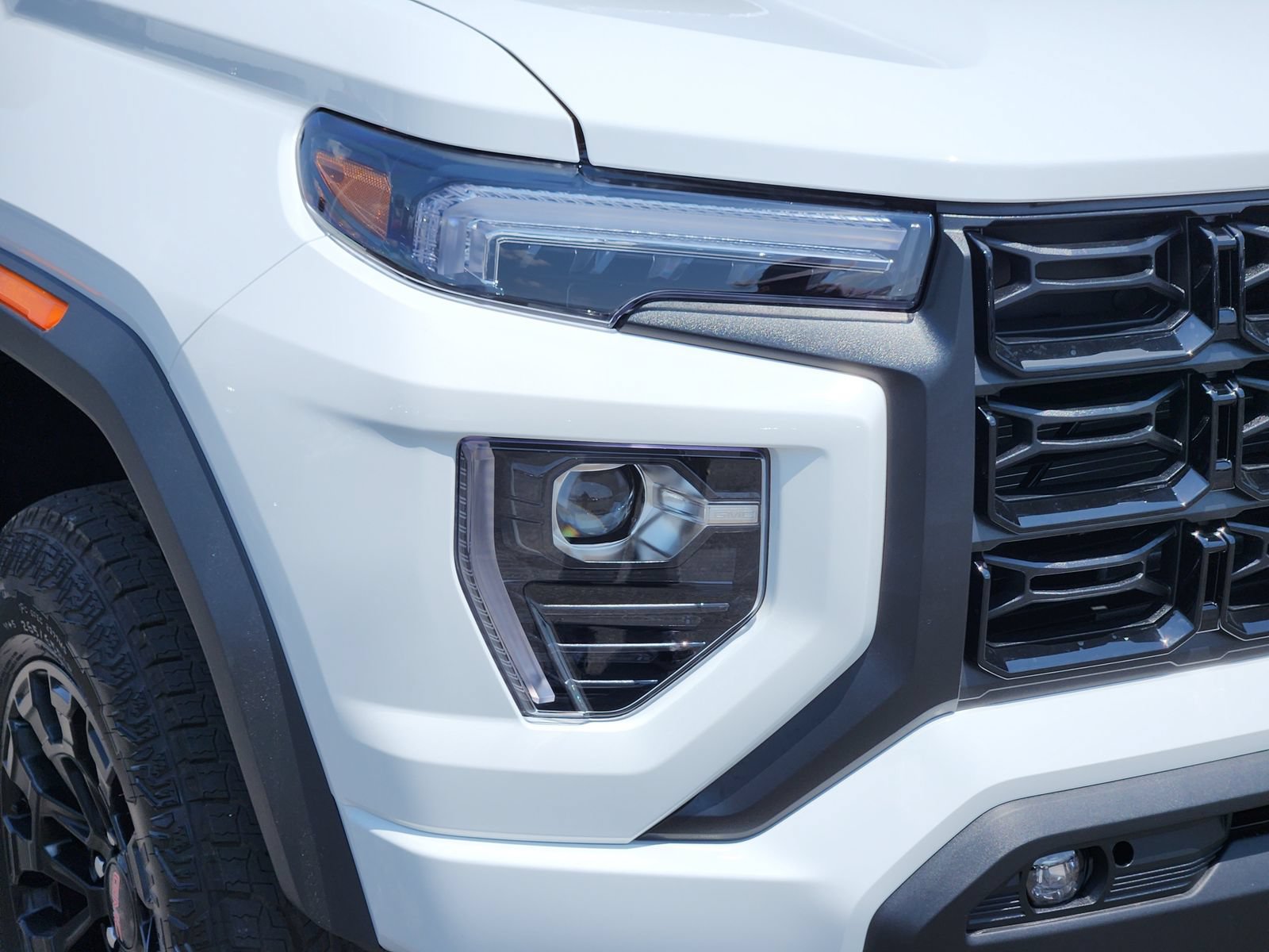 New 2026 GMC Canyon Elevation w/ Convenience Package RWD image 10