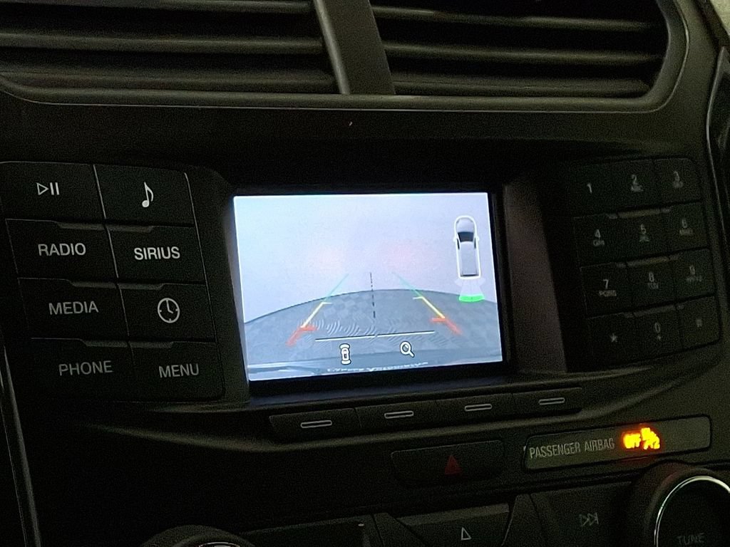 Used 2018 Ford Explorer XLT FWD image 4