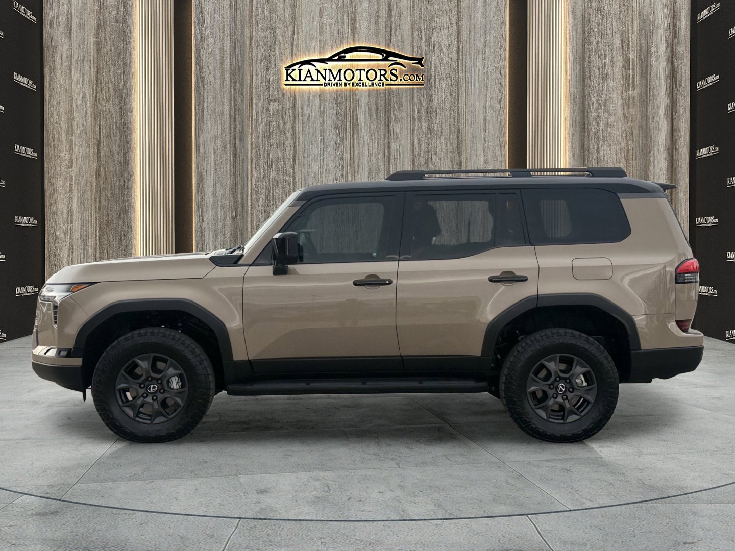 Used 2025 Lexus GX 550 AWD/4WD image 4