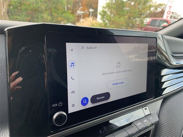 Certified 2025 Toyota Camry SE image 21