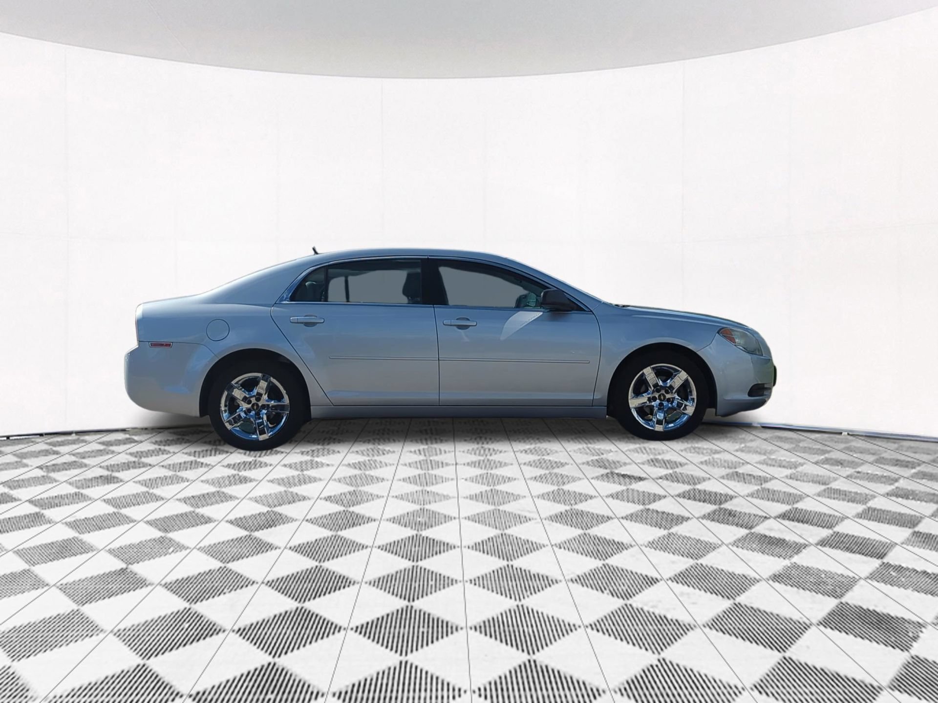 Used 2010 Chevrolet Malibu LS FWD image 12