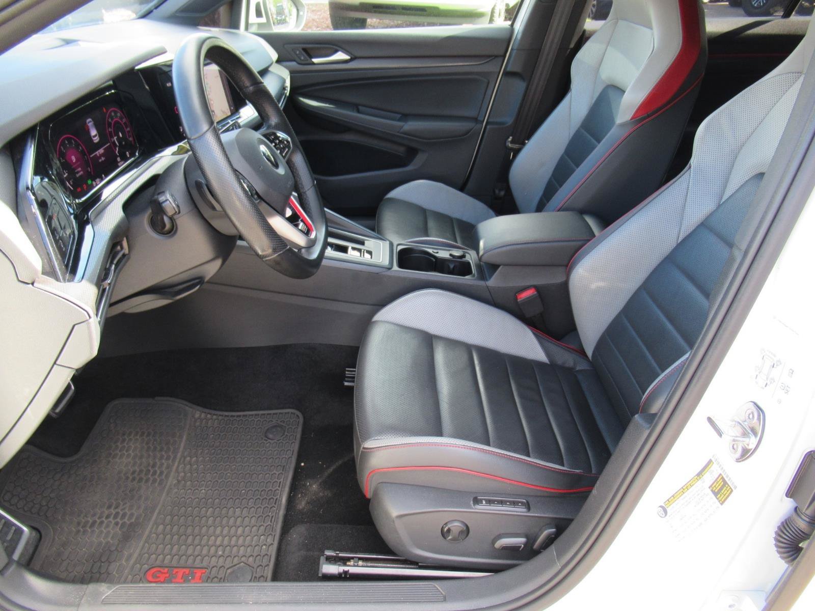 Used 2022 Volkswagen GTI SE FWD image 12