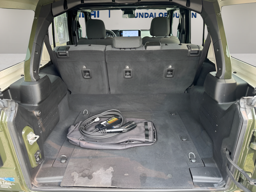 Used 2024 Jeep Wrangler Unlimited AWD/4WD image 9