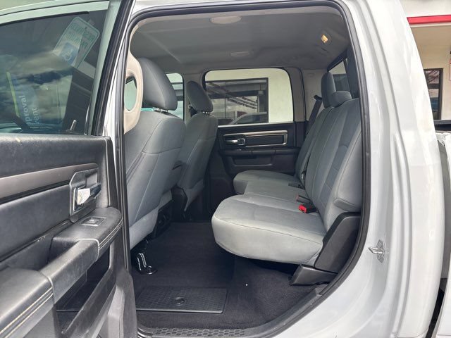 Used 2018 RAM 2500 Laramie w/ Sport Appearance Group AWD/4WD image 18