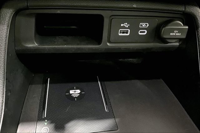 Used 2025 Honda Pilot Elite image 20