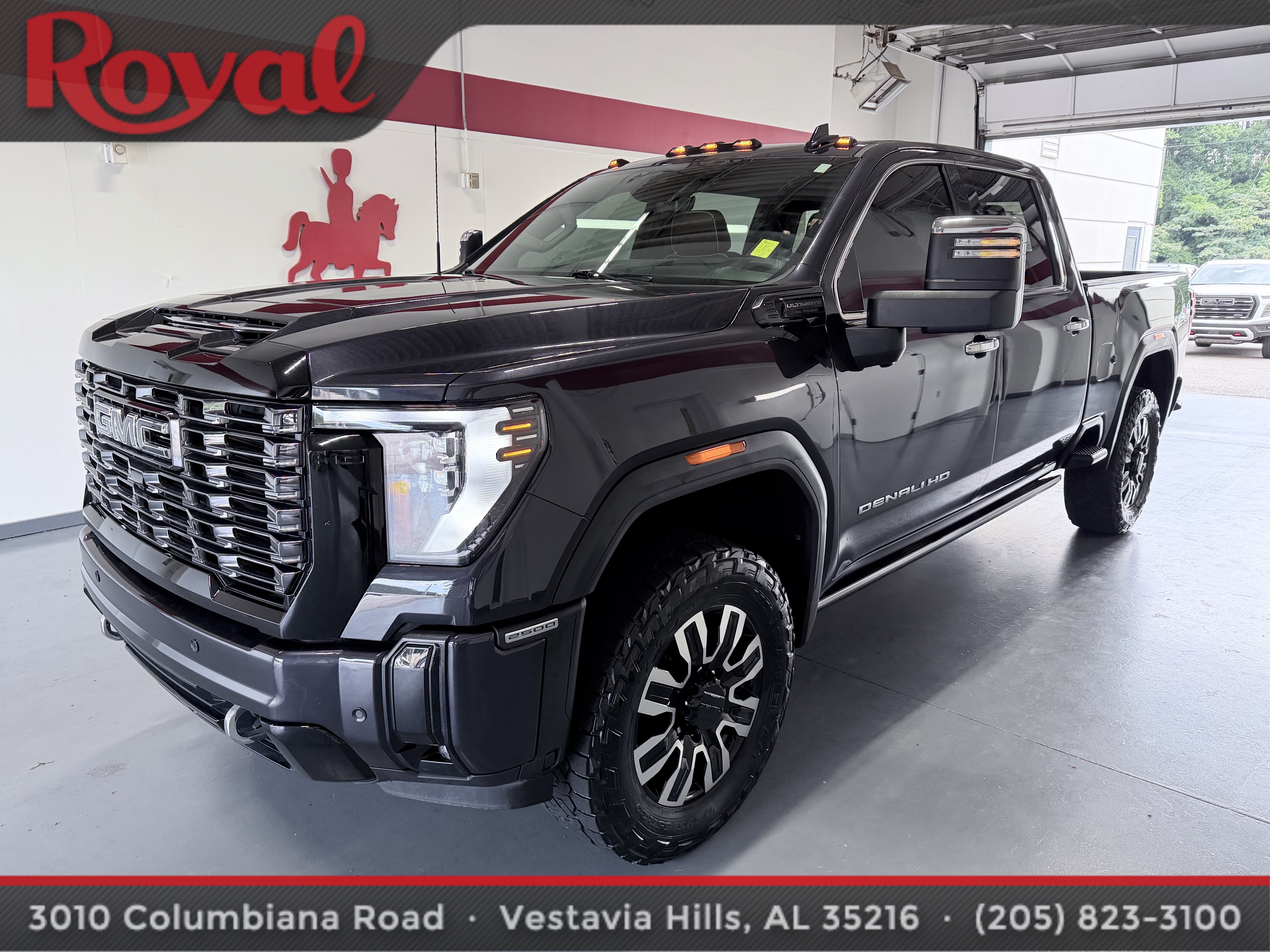Used 2025 GMC Sierra 2500 Denali Ultimate w/ Max Trailering Package AWD/4WD image 1