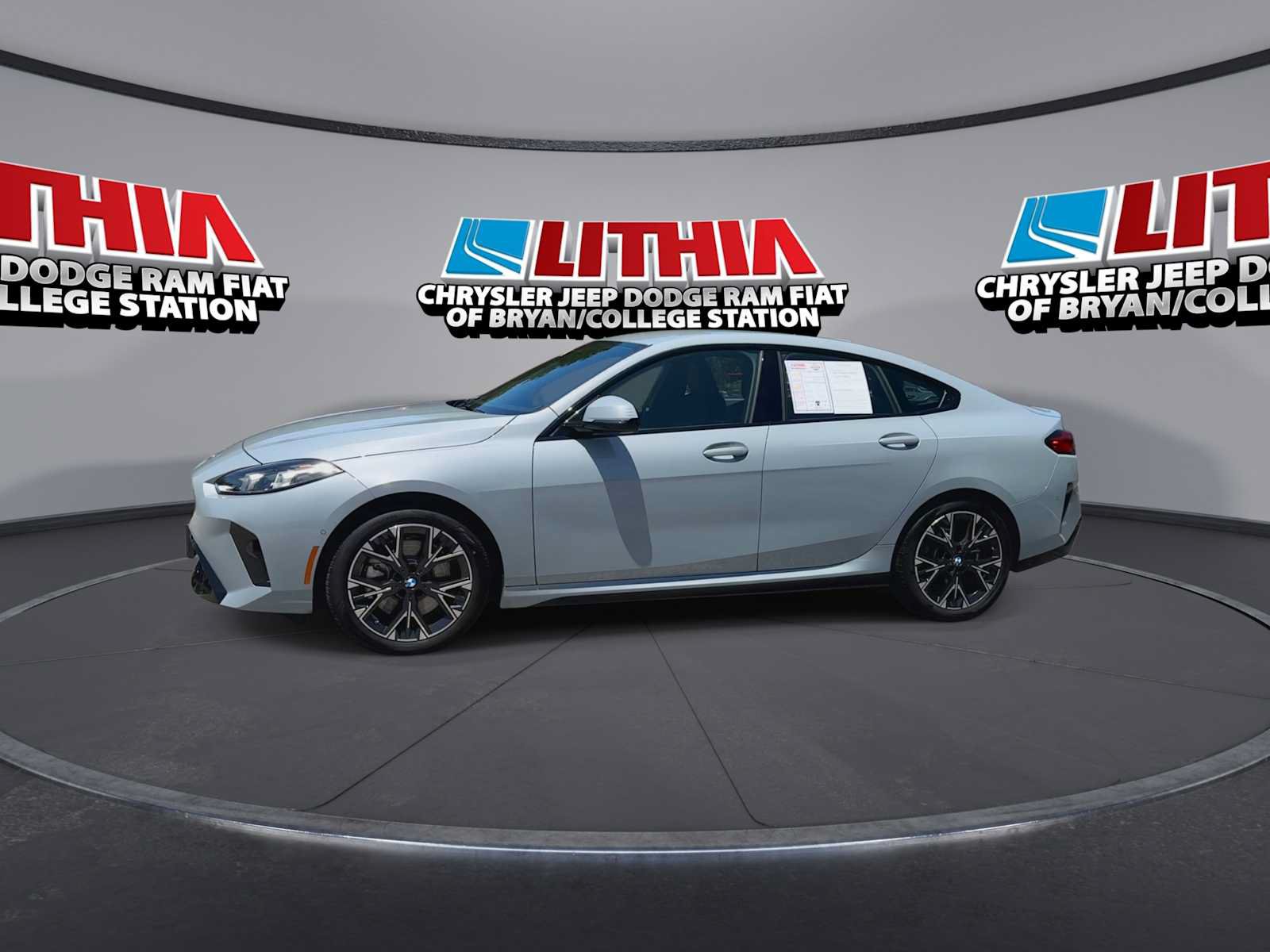 Used 2025 BMW 228i xDrive AWD/4WD image 4