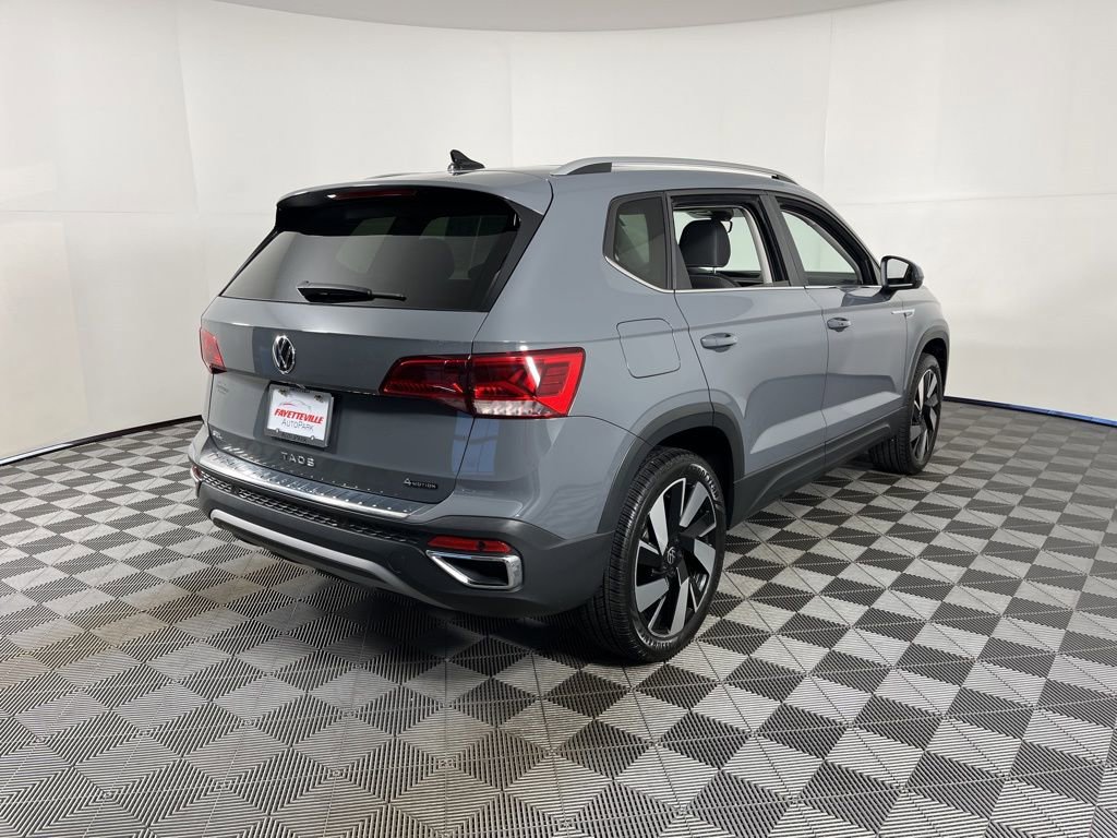 Used 2024 Volkswagen Taos SEL image 16