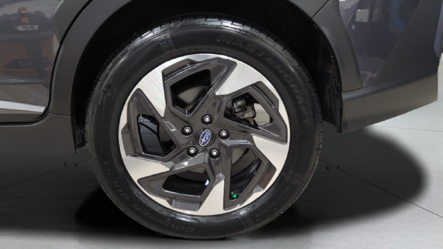 Used 2024 Subaru Crosstrek 2.5i Limited AWD/4WD image 27