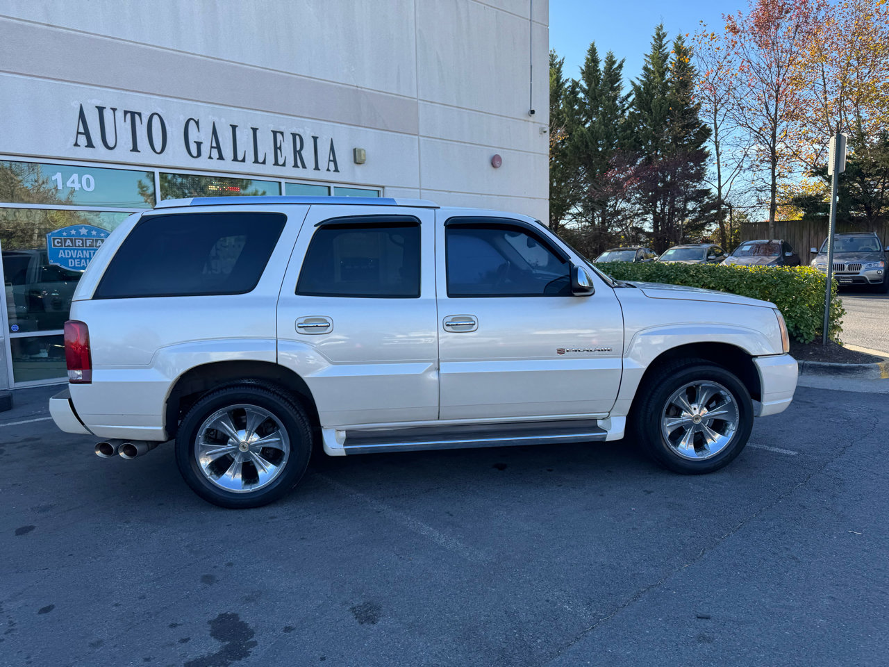 Used 2006 Cadillac Escalade AWD image 3