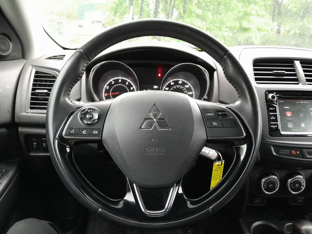Used 2017 Mitsubishi Outlander Sport LE AWD/4WD image 16