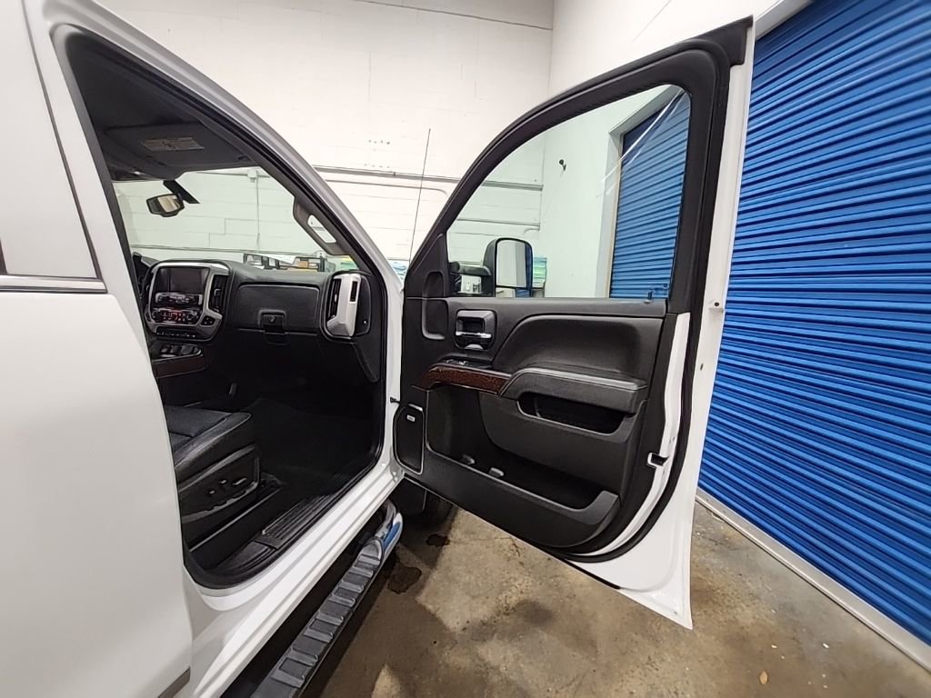 Used 2015 GMC Sierra 2500 SLT AWD/4WD image 15
