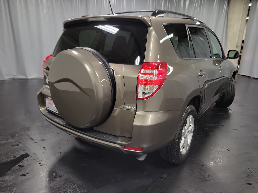 Used 2011 Toyota RAV4 4WD w/ Upgrade Value Pkg image 8