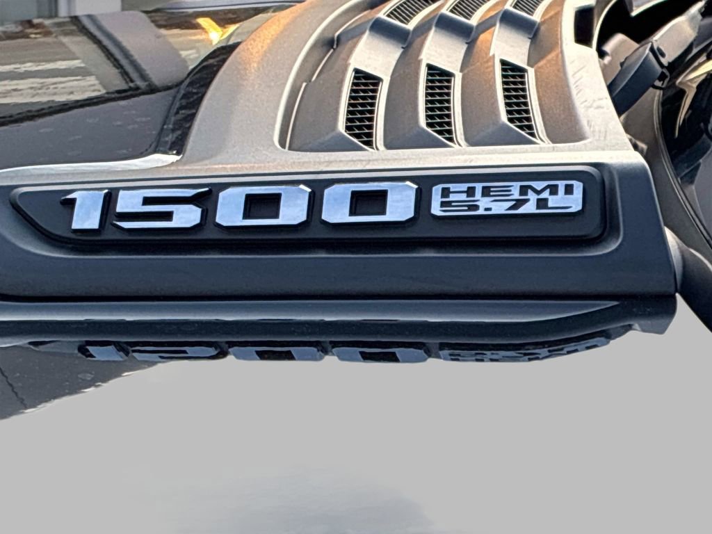 Used 2022 RAM 1500 Laramie w/ Sport Appearance Package image 20