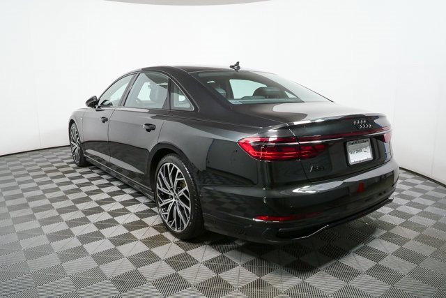 Used 2022 Audi A8 L 3.0T image 32