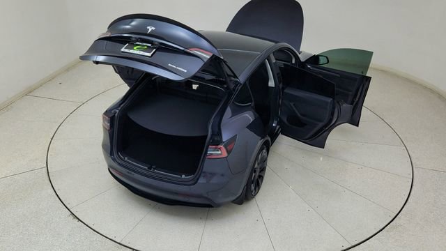 Used 2025 Tesla Model Y Performance image 86