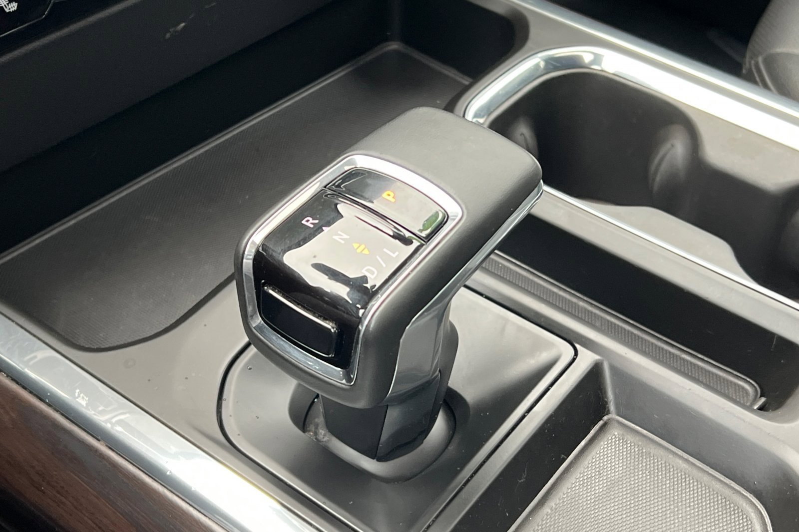 Used 2024 GMC Sierra 1500 SLT w/ SLT Premium Plus Package image 33