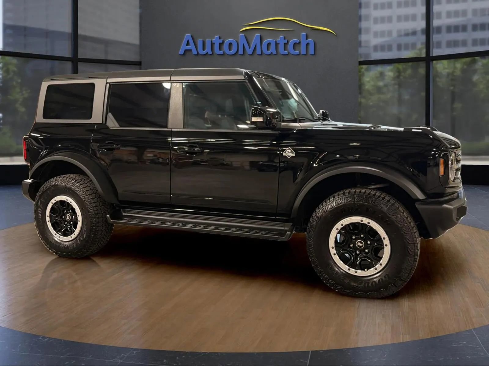 Used 2025 Ford Bronco Outer Banks w/ Sasquatch Package image 14
