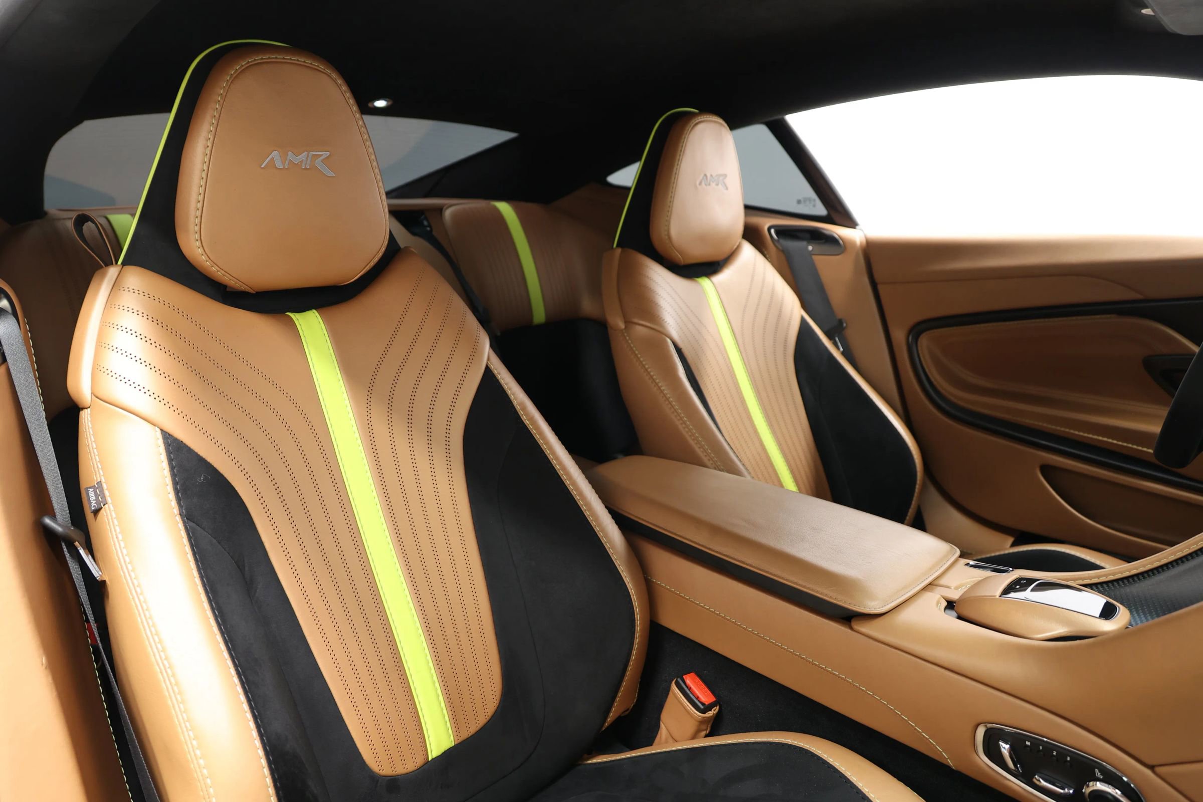 Used 2020 Aston Martin DB11 AMR image 70