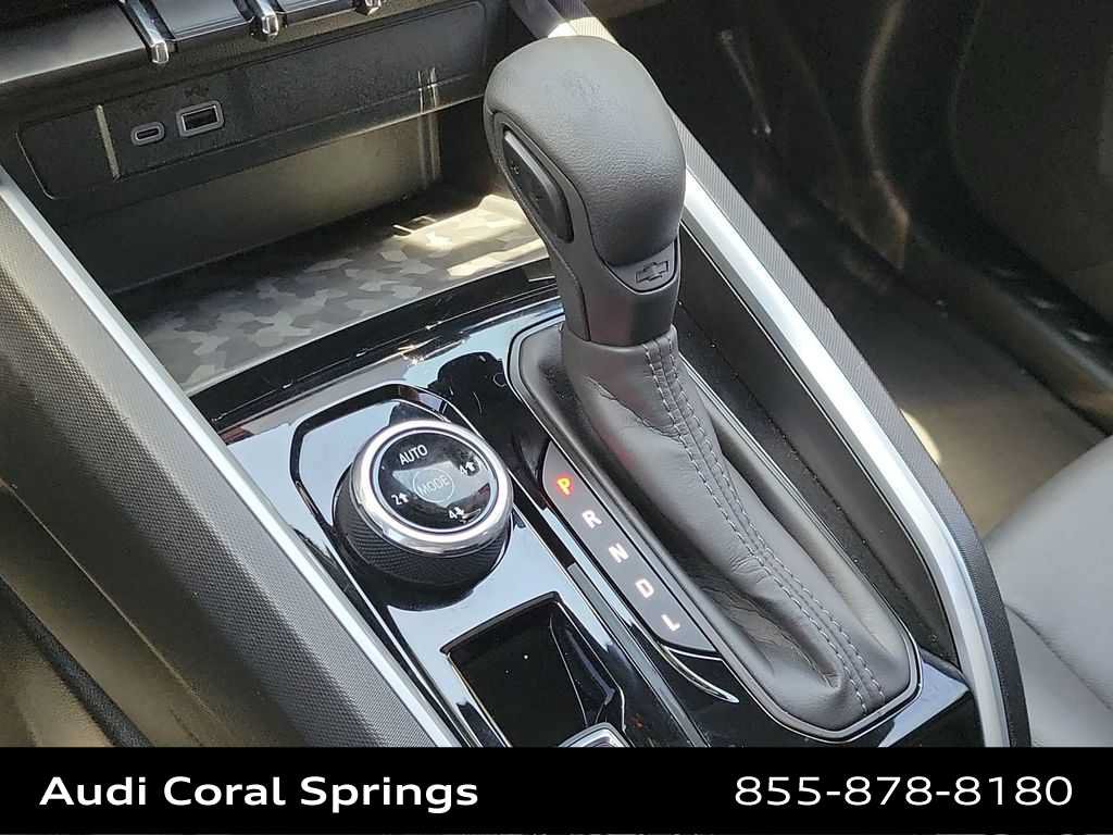 Used 2024 Chevrolet Colorado Trail Boss w/ Advanced Trailering Package AWD/4WD image 25